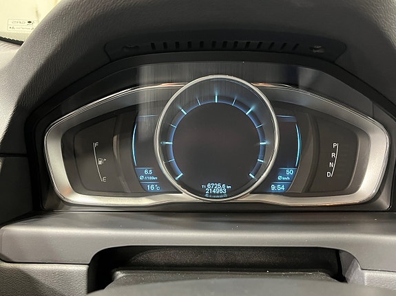 Volvo V70 14 of 19