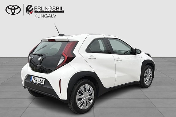 Toyota Aygo X 6 of 16
