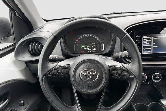 Toyota Aygo X 14 of 16