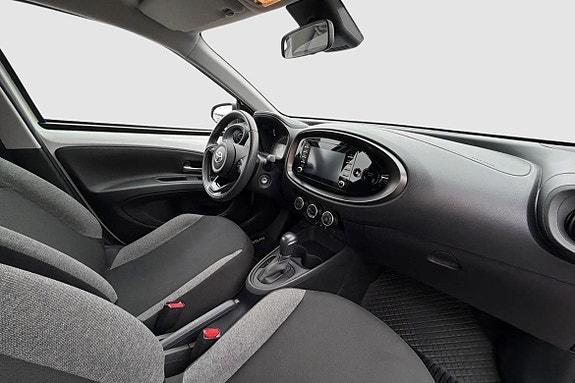 Toyota Aygo X 10 of 16