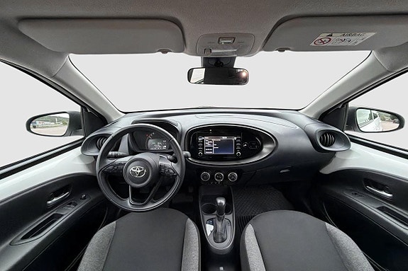 Toyota Aygo X 13 of 16