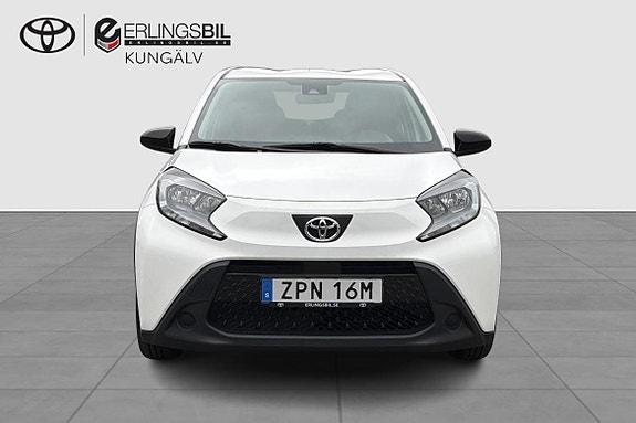 Toyota Aygo X 9 of 16