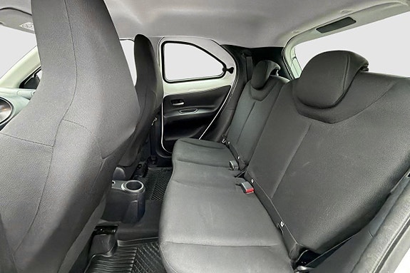 Toyota Aygo X 12 of 16