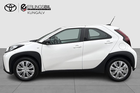 Toyota Aygo X 3 of 16