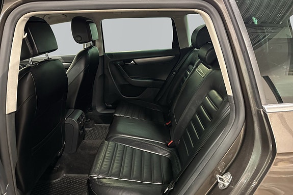 Volkswagen Passat 6 of 6