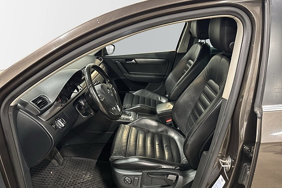 Volkswagen Passat 5 of 6