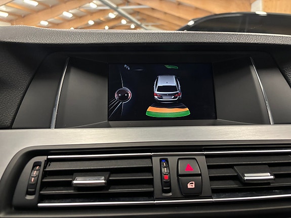 BMW 520d 16 of 30