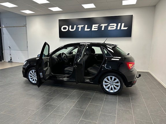 Audi A1 3 of 30