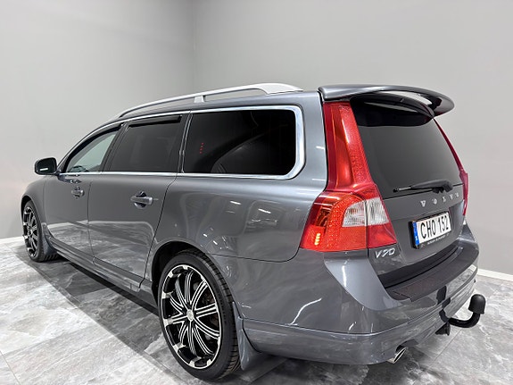 Volvo V70 6 of 30