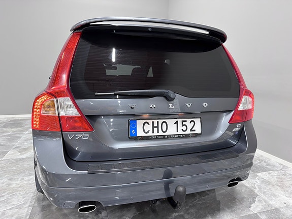 Volvo V70 7 of 30
