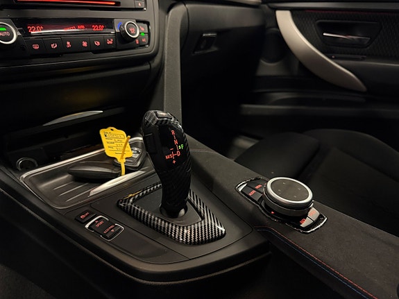 BMW 320d 11 of 12