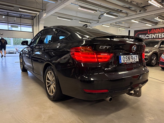 BMW 320d 7 of 12