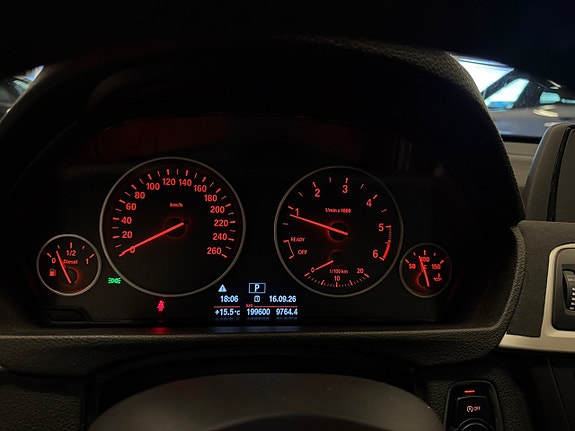 BMW 320d 22 of 30
