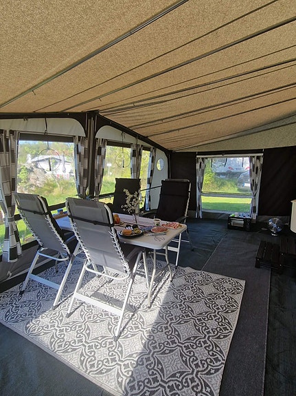 Adria Adora Queensbed 7 of 18