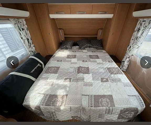Adria Adora Queensbed 14 of 18