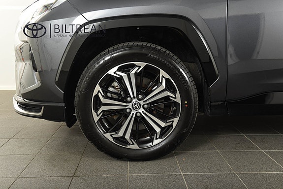 Toyota RAV4 Plug-in Hybrid 20 of 20