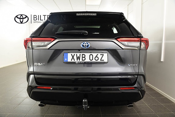 Toyota RAV4 Plug-in Hybrid 4 of 20