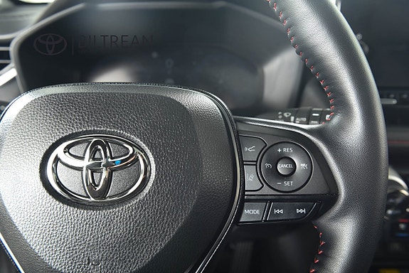 Toyota RAV4 Plug-in Hybrid 14 of 20