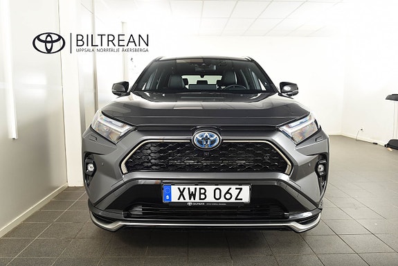 Toyota RAV4 Plug-in Hybrid 5 of 20