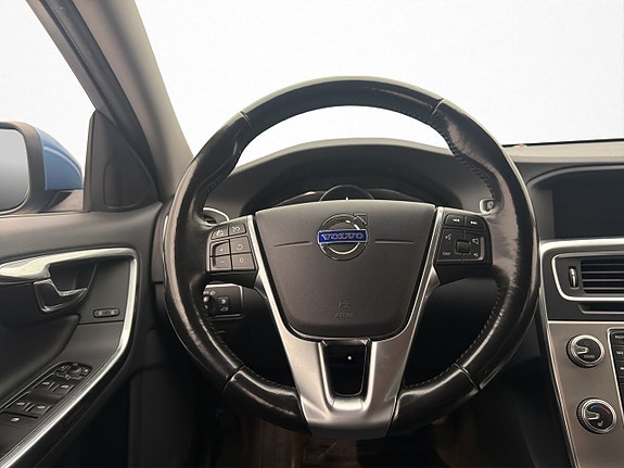 Volvo V60 12 of 30