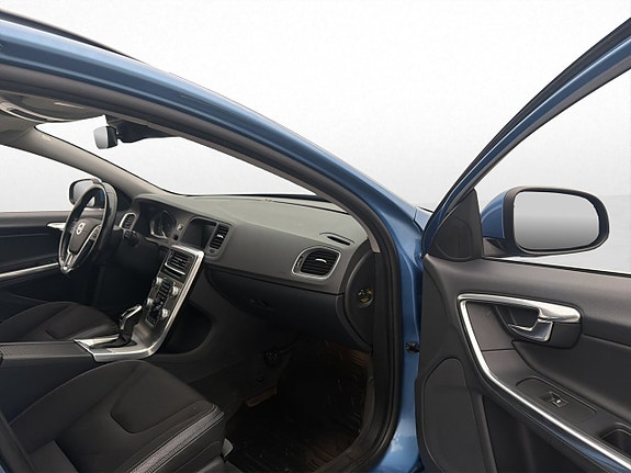 Volvo V60 24 of 30