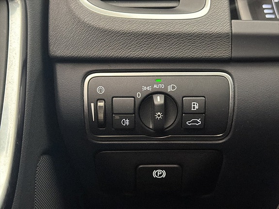Volvo V60 27 of 30