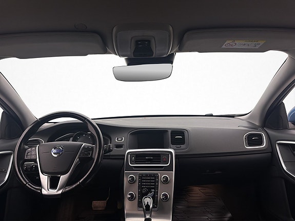 Volvo V60 16 of 30