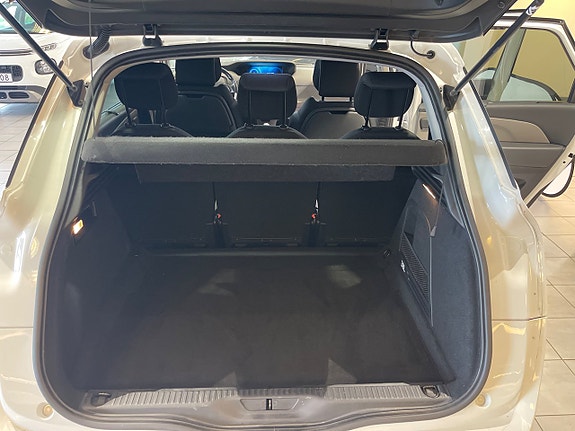 Citroen C4 Picasso 11 of 12