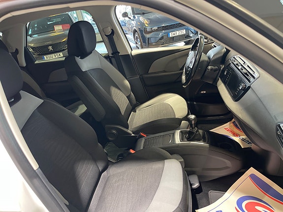 Citroen C4 Picasso 6 of 12