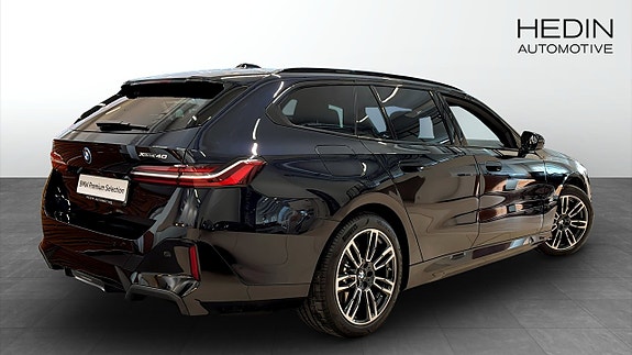 BMW i5 2 of 9