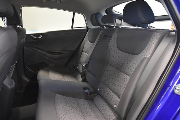 Hyundai IONIQ 15 of 16