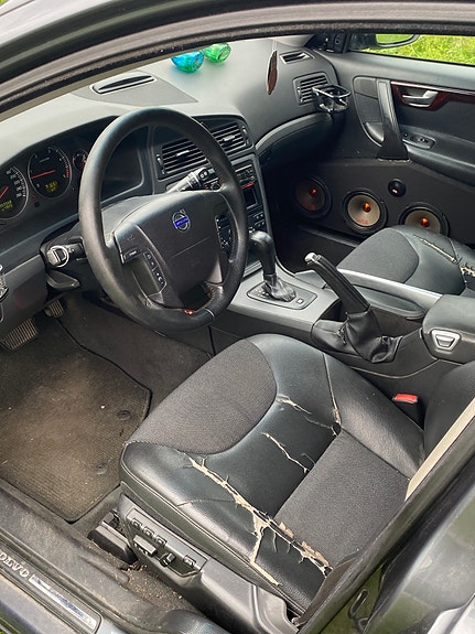 Volvo XC70 5 of 9