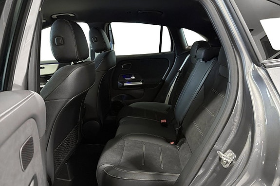 Mercedes-Benz GLA250 e 9 of 12