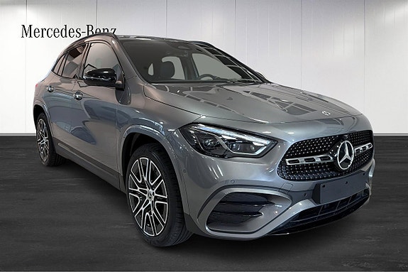 Mercedes-Benz GLA250 e 2 of 12