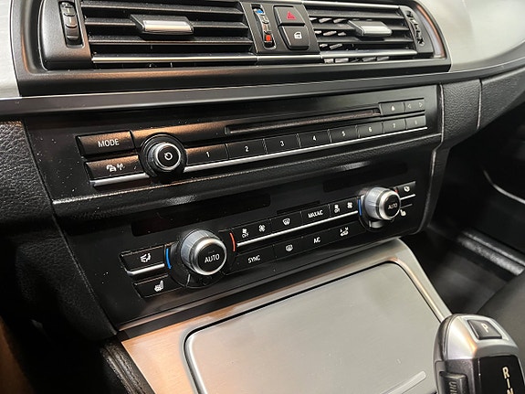 BMW 520d 16 of 19