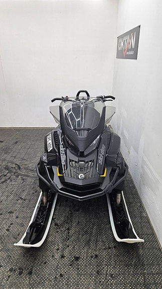 Ski-Doo Tundra LT 600 EFI 4 of 6