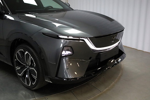 Mazda CX-6e 3 of 28