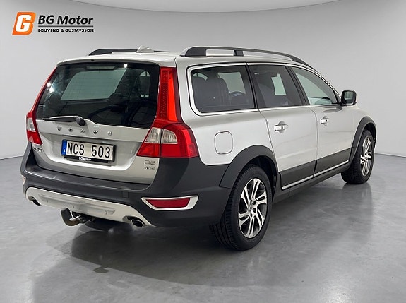 Volvo XC70 4 of 19