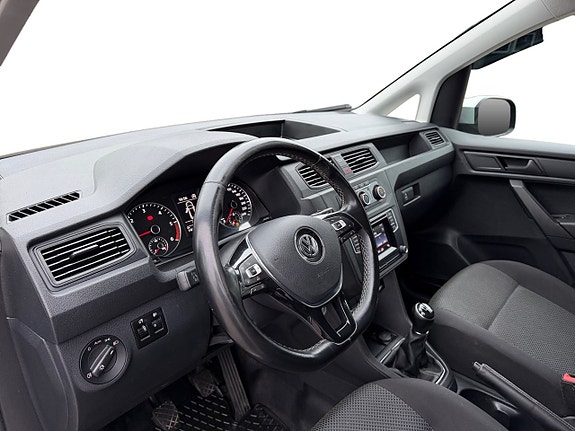 Volkswagen Caddy Alltrack 12 of 14