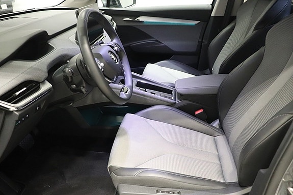 Skoda Enyaq 7 of 11