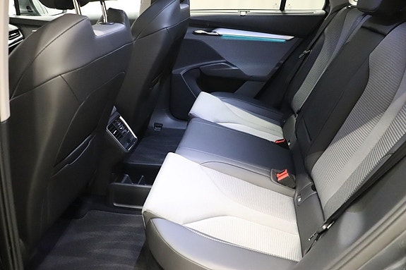 Skoda Enyaq 8 of 11