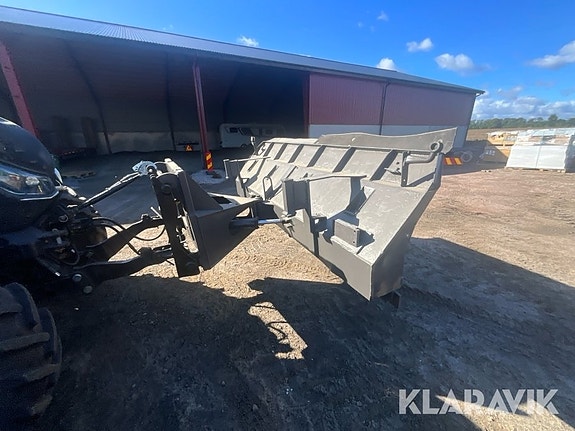 Traktor Case IH Maxxum 125 CVX vinterutrustad 6 of 6
