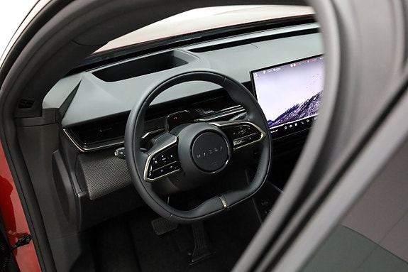 Mazda CX-6e 16 of 30