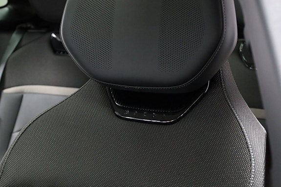 Mazda CX-6e 26 of 30