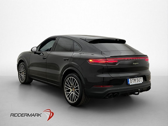 Porsche Cayenne 5 of 30