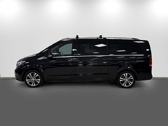 Mercedes-Benz V250 d 4 of 16