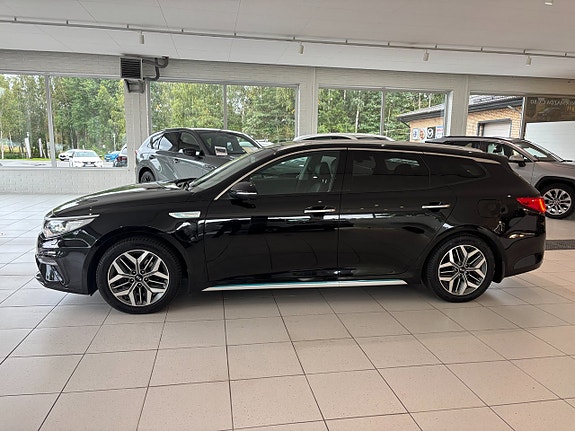 Kia Optima 2 of 30