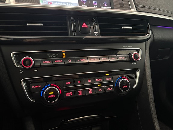 Kia Optima 14 of 30