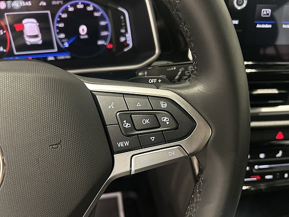 Volkswagen T-Roc 18 of 20