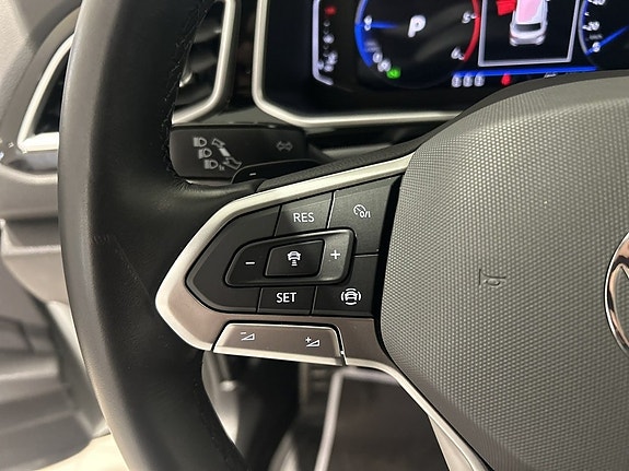 Volkswagen T-Roc 19 of 20